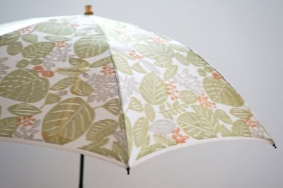 ＫａｔａＫａｔａ葉っぱ　晴雨兼用折りたたみ傘