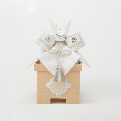 ＜三越伊勢丹/公式＞【送料無料】夢み屋/ユメミヤ 白粋 兜飾り 耀 HK-505 雛人形・五月人形【Web限定】【三越伊勢丹/公式】画像