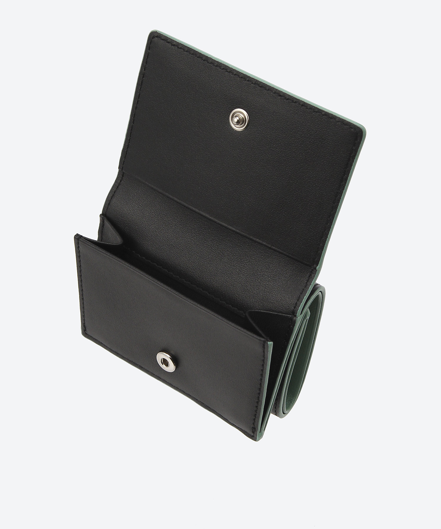 マルチカラーゼブラ 三つ折り財布 ＢＹＰ－０１２ の通販 | 三越伊勢丹 