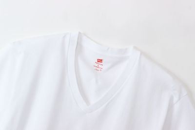 Ｈａｎｅｓ　ＰＲＥＭＩＵＭ　Ｊａｐａｎ　Ｆｉｔ　ＶネックＴシャツ