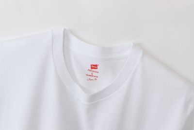 Ｈａｎｅｓ　ＰＲＥＭＩＵＭ　Ｊａｐａｎ　Ｆｉｔ　クルーネックポケットＴシャツ