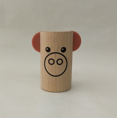 ＜ATELIER NIKI TIKI (Baby&Kids)＞＜ゾノア社＞マラカス　ぶた