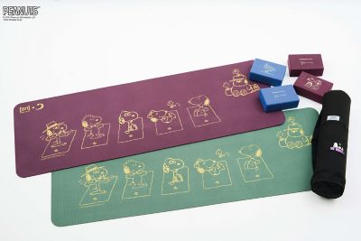 スヌーピー Ｃｌａｓｓｉｃ ＹＯＧＡＷＯＲＫＳ ＹＯＧＡ ＭＡＴピーナッツコラボスヌーピーヨガマット６ｍｍ Ｄ | 三越伊勢丹オンラインストア 【公式】