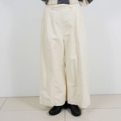 ワイドクロップドパンツ