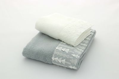 潤いのタオル　凜　タオルセット（バスタオル１枚、フェイスタオル１枚）