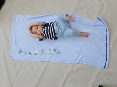 身長が測れるタオル　よこ　バスタオル