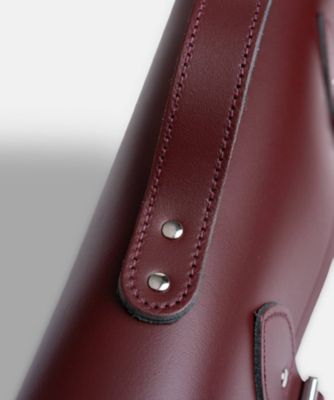 ★Ｔｈｅ　１３　Ｉｎｃｈ　Ｂａｔｃｈｅｌ－ＯＸ　Ｓｎ