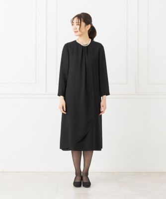 オンライン限定【喪服・礼服・フォーマル・春夏】タック使いのＡラインブラックフォーマルワンピース