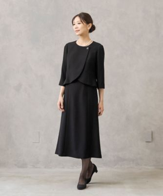 【ＨＩＲＯＭＩ　ＹＯＳＨＩＤＡ　ＢＬＡＣＫ】オンライン限定・スタンドフリルカラージャケット×前開きワンピース
