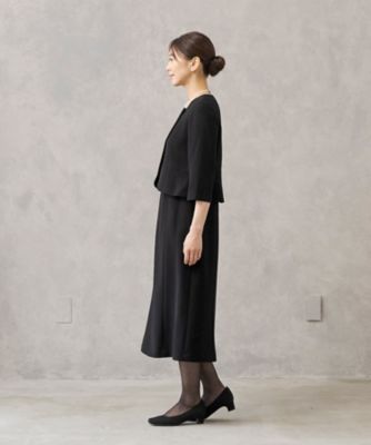 【ＨＩＲＯＭＩ　ＹＯＳＨＩＤＡ　ＢＬＡＣＫ】オンライン限定・スタンドフリルカラージャケット×前開きワンピース
