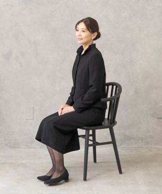 【ＨＩＲＯＭＩ　ＹＯＳＨＩＤＡ　ＢＬＡＣＫ】オンライン限定・スタンドフリルカラージャケット×前開きワンピース
