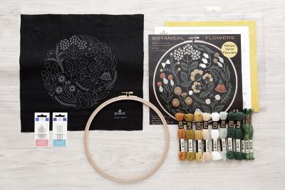 樋口愉美子　ＷＯＯＬ　ＳＴＩＴＣＨ　ＢＯＴＡＮＩＣＡＬ　ＦＬＯＷＥＲ　ＫＩＴ