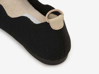 ｐｏｉｎｔｅｄ－ＲＵＢＡＮ