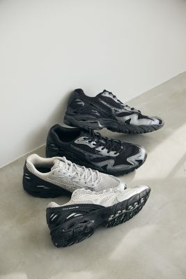 ＜MIZUNO＞ＷＡＶＥ　ＲＩＤＥＲ　１０　Ｄ１ＧＡ２１０４