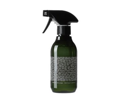 Komons/コモンズ Ｍｕｌｔｉ　Ｃｌｅａｎｅｒ／　Ｉｎ　ａ　ｓｉｌｅｎｔ　ｗａｙ　３００ｍｌ