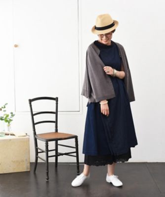オークカーデ　ロングシーズン活躍するニットカーデ　