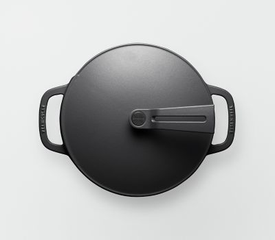 オーブンポット２　浅型【マットブラック】（セルフスタンディングリッド）