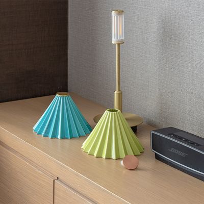 ★【産直】ＯＲＩＧＡＭＩ　ＬＡＭＰ　ＰＯＲＴＡＢＬＥ　オリガミランプ　ポータブル　ブラス／マットピンク