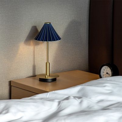 ★【産直】ＯＲＩＧＡＭＩ　ＬＡＭＰ　ＰＯＲＴＡＢＬＥ　オリガミランプ　ポータブル　ブラス／マットピンク