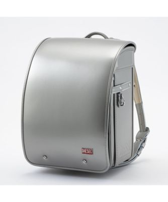 DIESEL (Baby&Kids)/ディーゼル 【送料無料】【２０２６年２月中旬以降届】ＢＩＳＣＯＴＴＯ　ＥＮＡＭＥＬＥＤ　ＰＬＡＱＵＥランドセル　シルバー