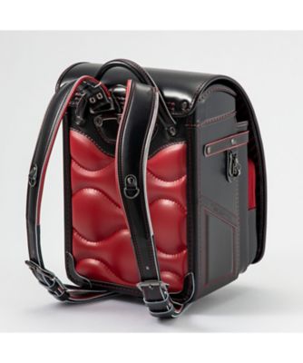 【送料無料】【２０２６年２月中旬以降届】ＥＭＢＯＳＳＥＤ　５ＴＨ　ＰＯＣＫＥＴランドセル　ブラック×レッド