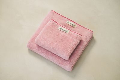＜ＯＬＳＩＡ＞×＜ＣＡＶＥ　Ｄ’ＯＣＣＩ＞プレミアムコットン　バスタオル
