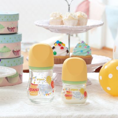 哺乳瓶　パーティー柄