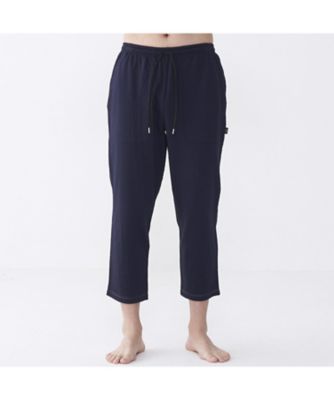 アンクルレッグテーパードパンツ