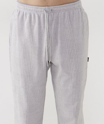 テーパードパンツ　アンクルレッグ　リブ
