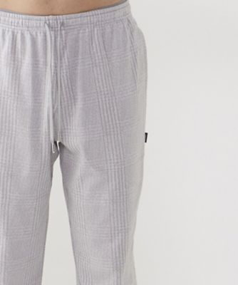 テーパードパンツ　アンクルレッグ　リブ