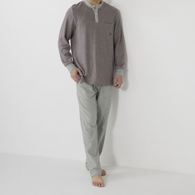 長袖ヘンリーネックシャツ　０５８０－２９－３１