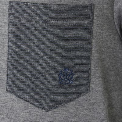 長袖クルーネックシャツ　０５８０－３９－３１