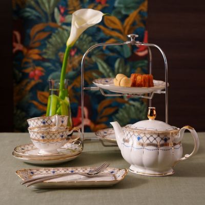 プリマドンナ スモールトレイ 23cm | NARUMI/ナルミ | 三越伊勢丹