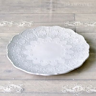 ★メルレットホワイトレースフラットプレート　約２８ｃｍ