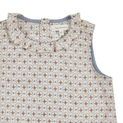 Ｂｌｏｏｍｉｎｇ　Ｆｒｉｌｌ　Ｂｌｏｕｓｅ