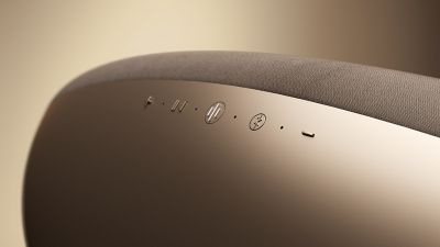 Ｚｅｐｐｅｌｉｎ　Ｐｒｏ　　ワイヤレススピーカー　ソーラー・ゴールド