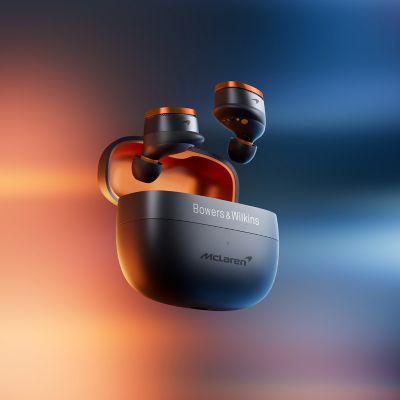 ＰＩ８　ワイヤレスイヤフォン　マクラーレンエディション