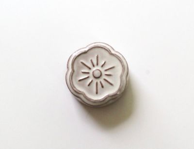 淡路瓦の針が磨ける針やすめ