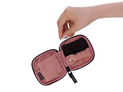 BVLGARI - 新品✴︎ブルガリ BVLGARI アクセサリーポーチ
