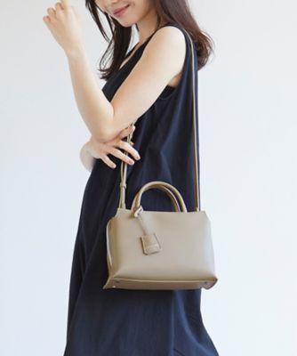 ① 非売品 小泉今日子 サンリオ コラボ キョンちゃん 紙タグ付き キティちゃん Amazon.co.jp: 小泉今日子 コラボ キョンちゃん 紙タグ付き