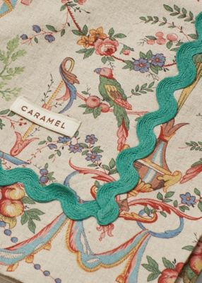 ＴＡＢＬＥ　ＣＬＯＴＨ２２／ＦＲＥＮＣＨ　ＶＥＲＳＡＩＬＬＥ