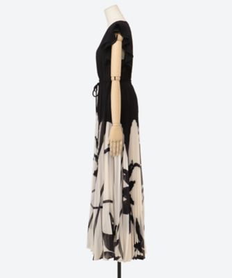 Ｕｍａ　Ｐｒｉｎｔｅｄ　Ｐｌｅａｔ　Ｍａｘｉ　Ｄｒｅｓｓ　１０００３２８８０
