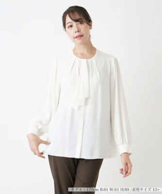 ＜Leilian plus house (Women/大きいサイズ)＞ボウタイ風ブラウス【ＴＨＥ　ＮＥＷ】【Ｌｅｉｌｉａｎ　ＷＨＩＴＥ　ＬＡＢＥＬ】