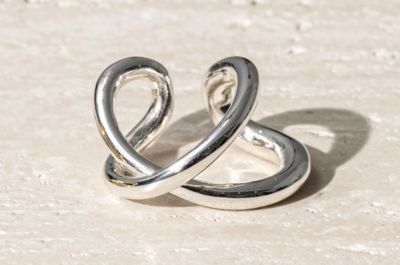 ＜Soierie (Women) ＞Ｃｏｎｎｅｃｔ　ｌｏｏｐ　ｅａｒｃｕｆｆ　ｒｉｎｇ　ｏｎｅ　ｃｏｌｏｒ　※シングル