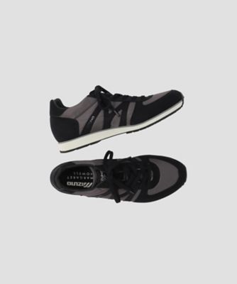 ＜MARGARET HOWELL (Women)＞ランニングシューズ　ＭＩＺＵＮＯ　ＲＵＮＮＩＮＧ　ＳＨＯＥＳ　５７８５１３４００３