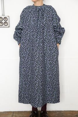 ＣＯＴＴＡＧＥ　ＦＬＯＷＥＲ　ＨＩＧＨ　ＮＥＣＫ　ＲＡＧＬＡＮ　ＤＲＥＳＳ