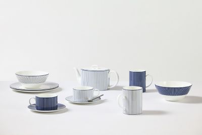 ジオ ブルー ボウル16cm ピンストライプ ホワイト | WEDGWOOD