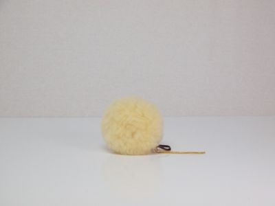 muku+CREME/ムク プリュ クレム 713 ムートンラウンドポーチ イエロー 洗面化粧ポーチ【三越伊勢丹/公式】