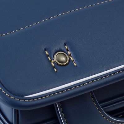 【送料無料】【２０２６年２月中旬以降届】ランドセル　ボルカグレイッシュ　名入れあり　インディゴ