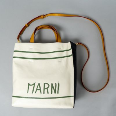 バッグ　ＬＯＧＯ　ＭＵＳＥＯ